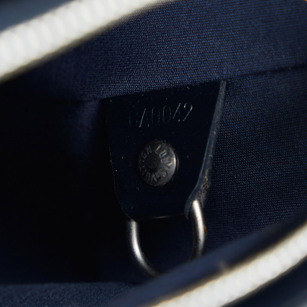 Louis Vuitton Monogram Mat Alston (SHG-auG5zz)