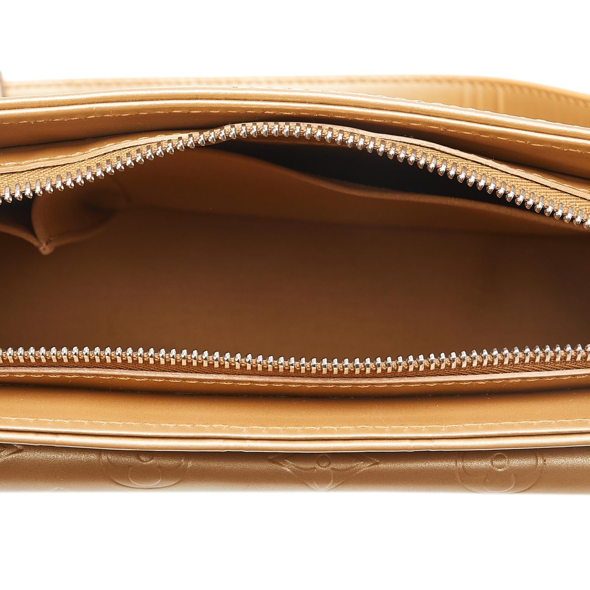 Louis Vuitton Monogram Mat Alston (SHG-wRLrXU)
