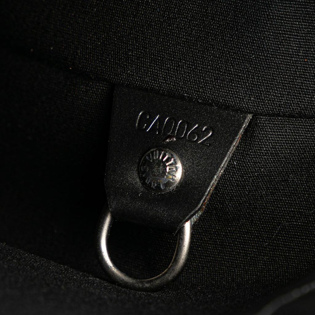 Louis Vuitton Monogram Mat Alston (SHG-H8lOhA)