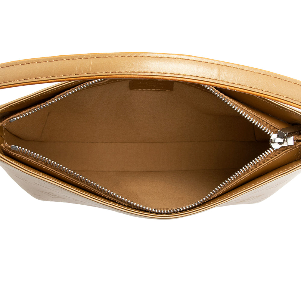 Louis Vuitton Monogram Mat Fowler Shoulder Bag (SHF-20160)