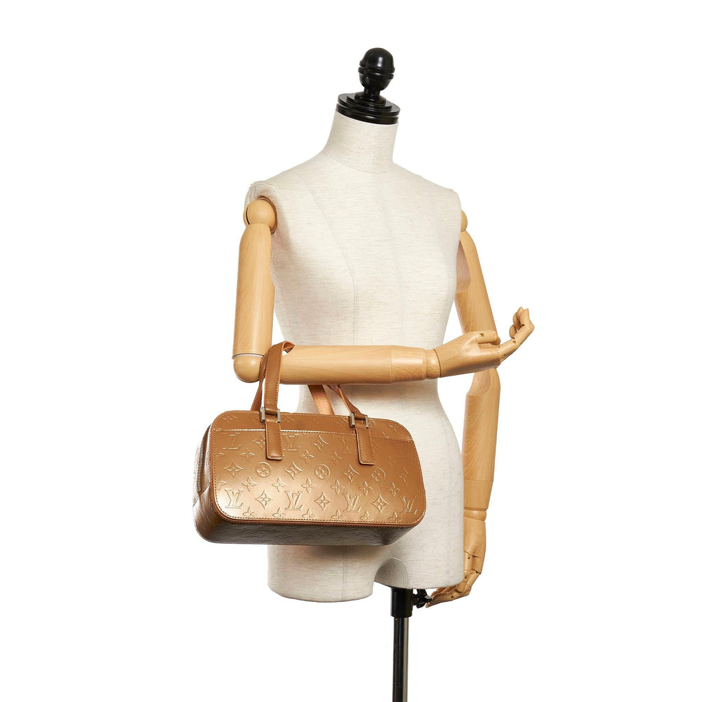 Louis Vuitton Monogram Mat Shelton (SHG-29785)