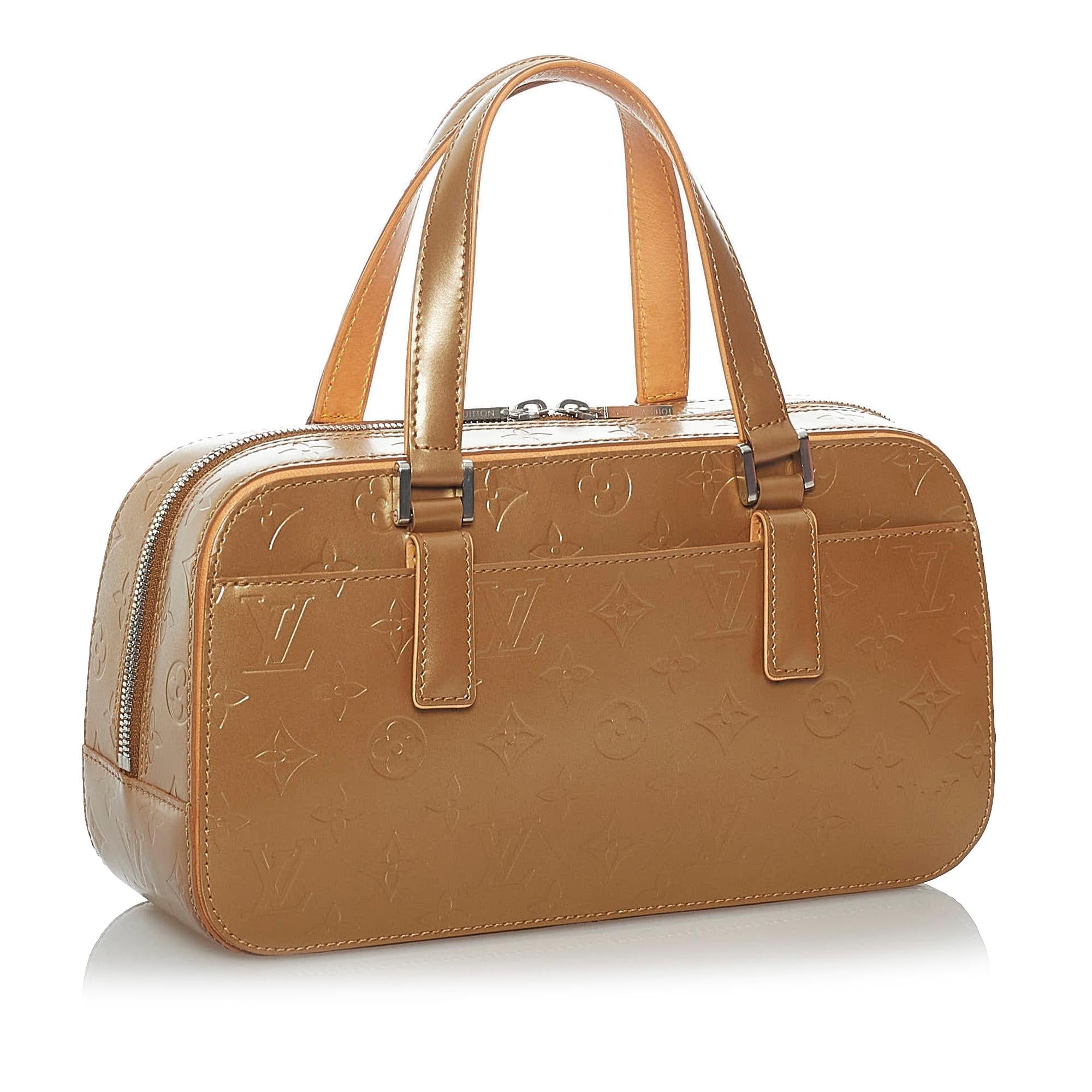 Louis Vuitton Monogram Mat Shelton (SHG-29785)