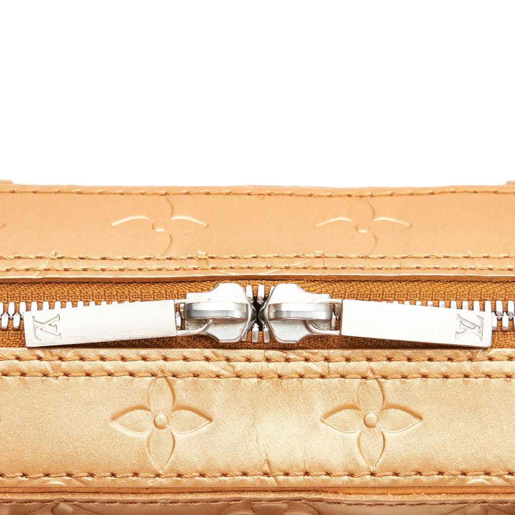 Louis Vuitton Monogram Mat Shelton (SHG-34305)
