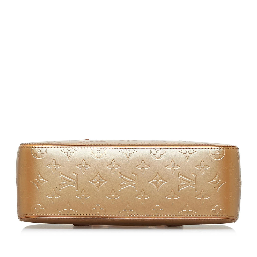 Louis Vuitton Monogram Mat Shelton (SHG-sHpoFt)