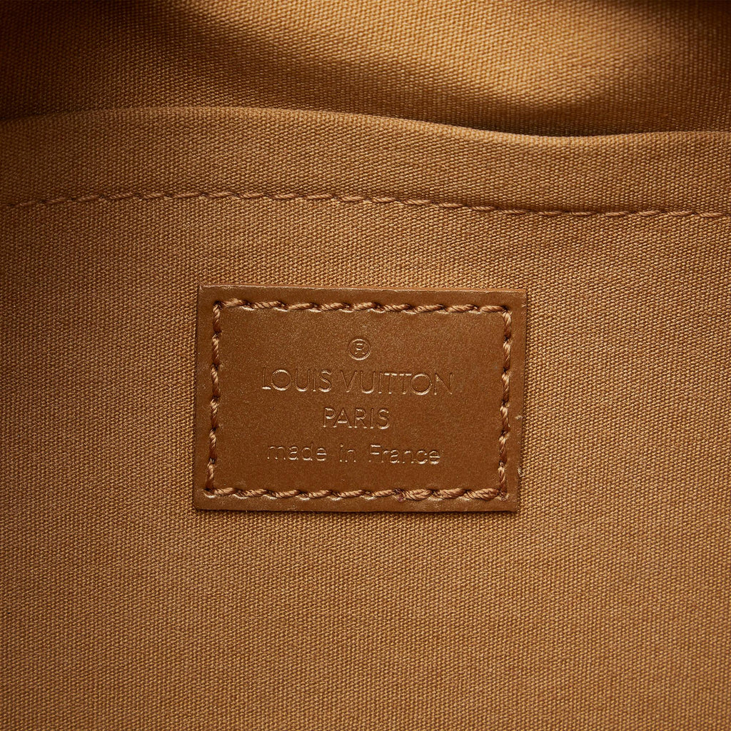 Louis Vuitton Monogram Mat Shelton (SHG-7zoHnr)
