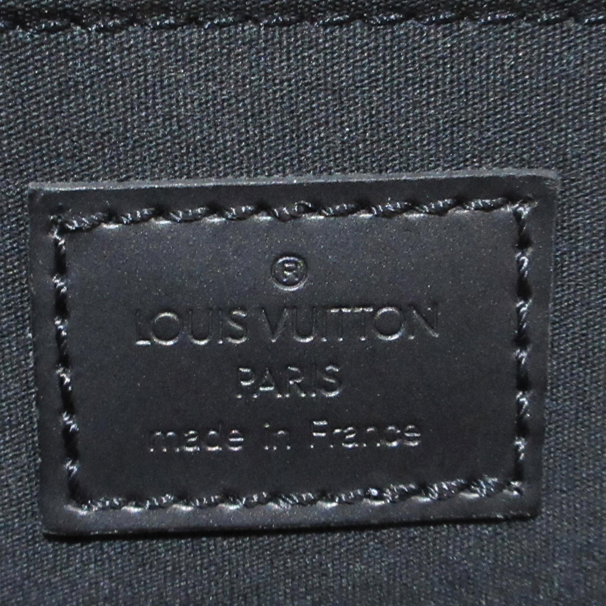 Louis Vuitton Monogram Mat Shelton (SHG-CeiygN)