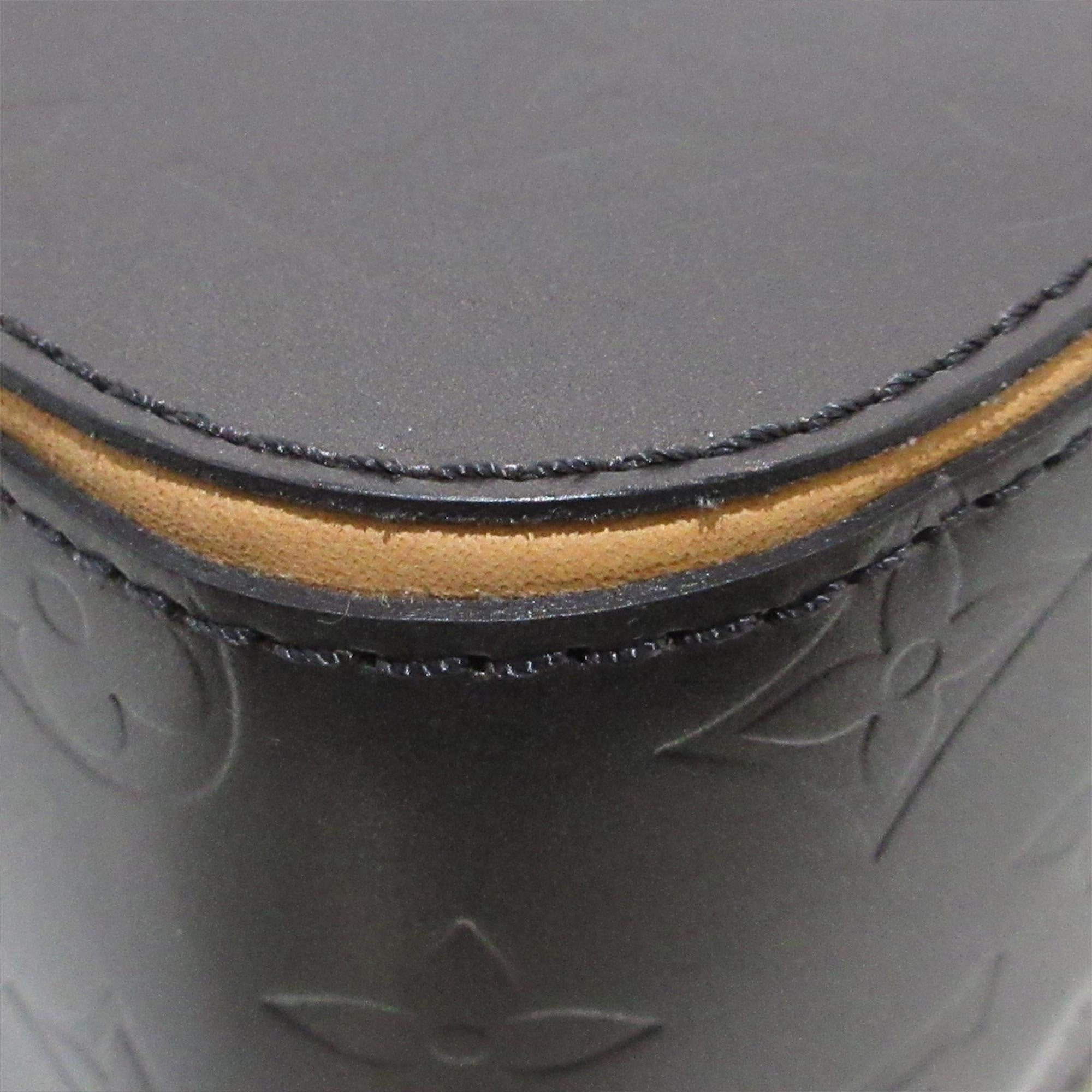 Louis Vuitton Monogram Mat Shelton (SHG-CeiygN)