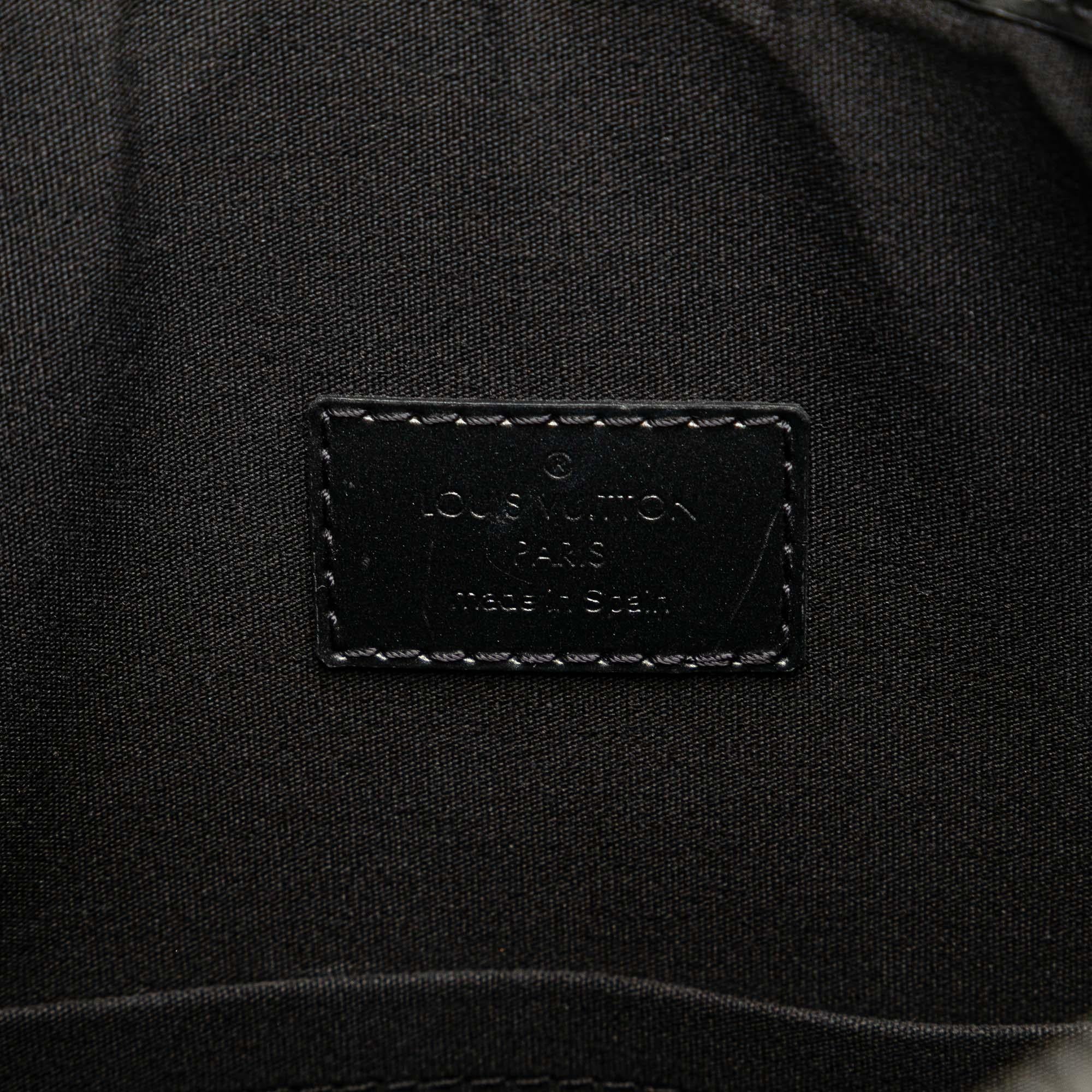 Louis Vuitton Monogram Mat Sutter (SHG-sqRmBq)