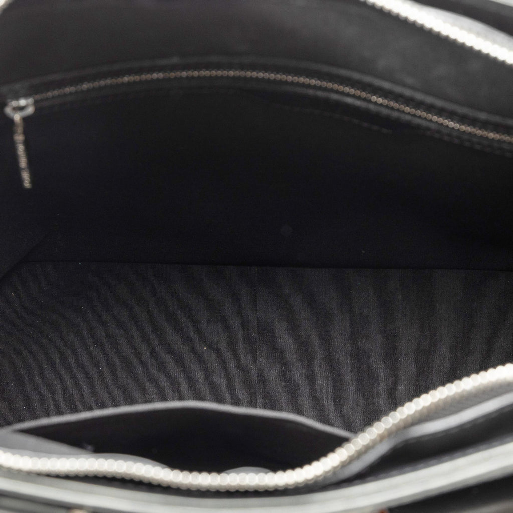 Louis Vuitton Monogram Mat Wilwood (SHG-RQsQRd)