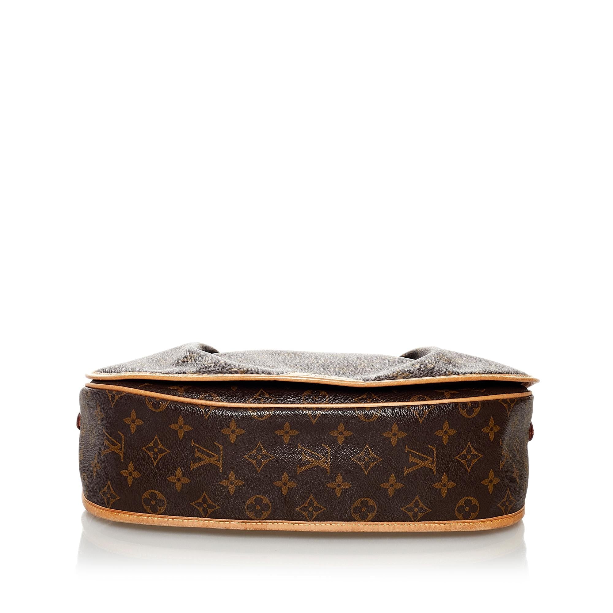 Louis Vuitton Monogram Menilmontant MM (SHG-37396)