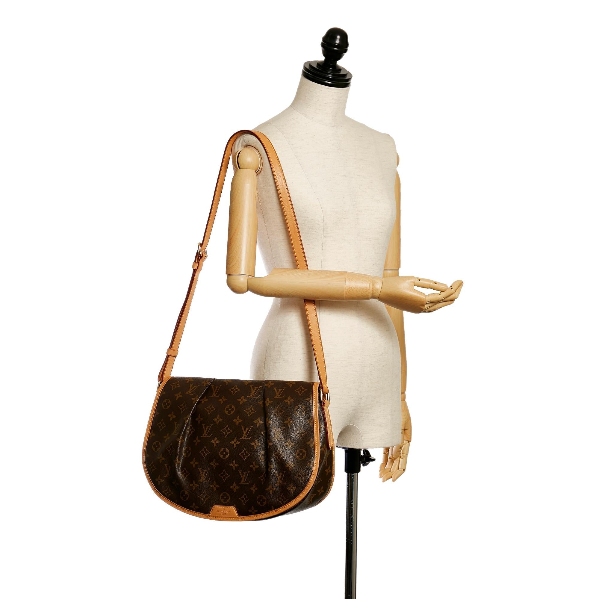 Louis Vuitton Monogram Menilmontant MM (SHG-37396)