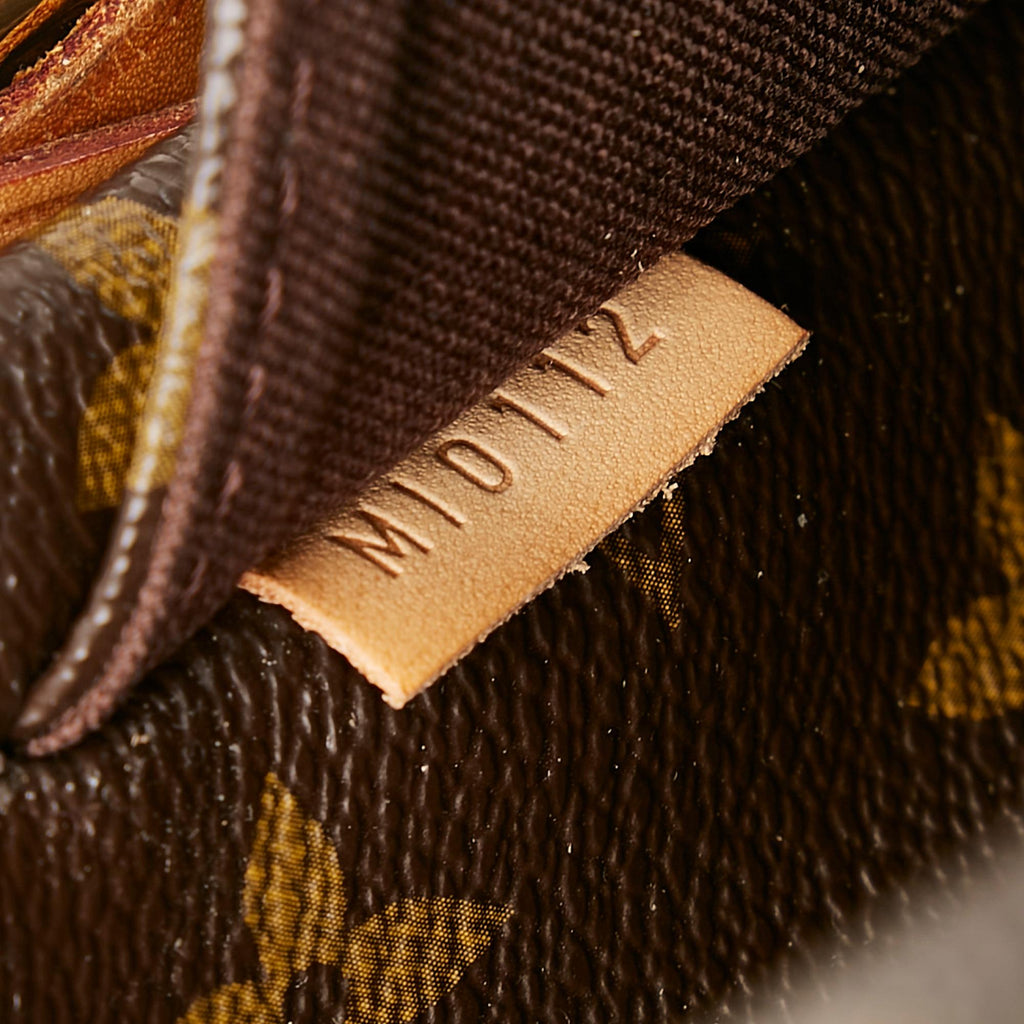 Louis Vuitton Monogram Menilmontant MM (SHG-6mmjQB)