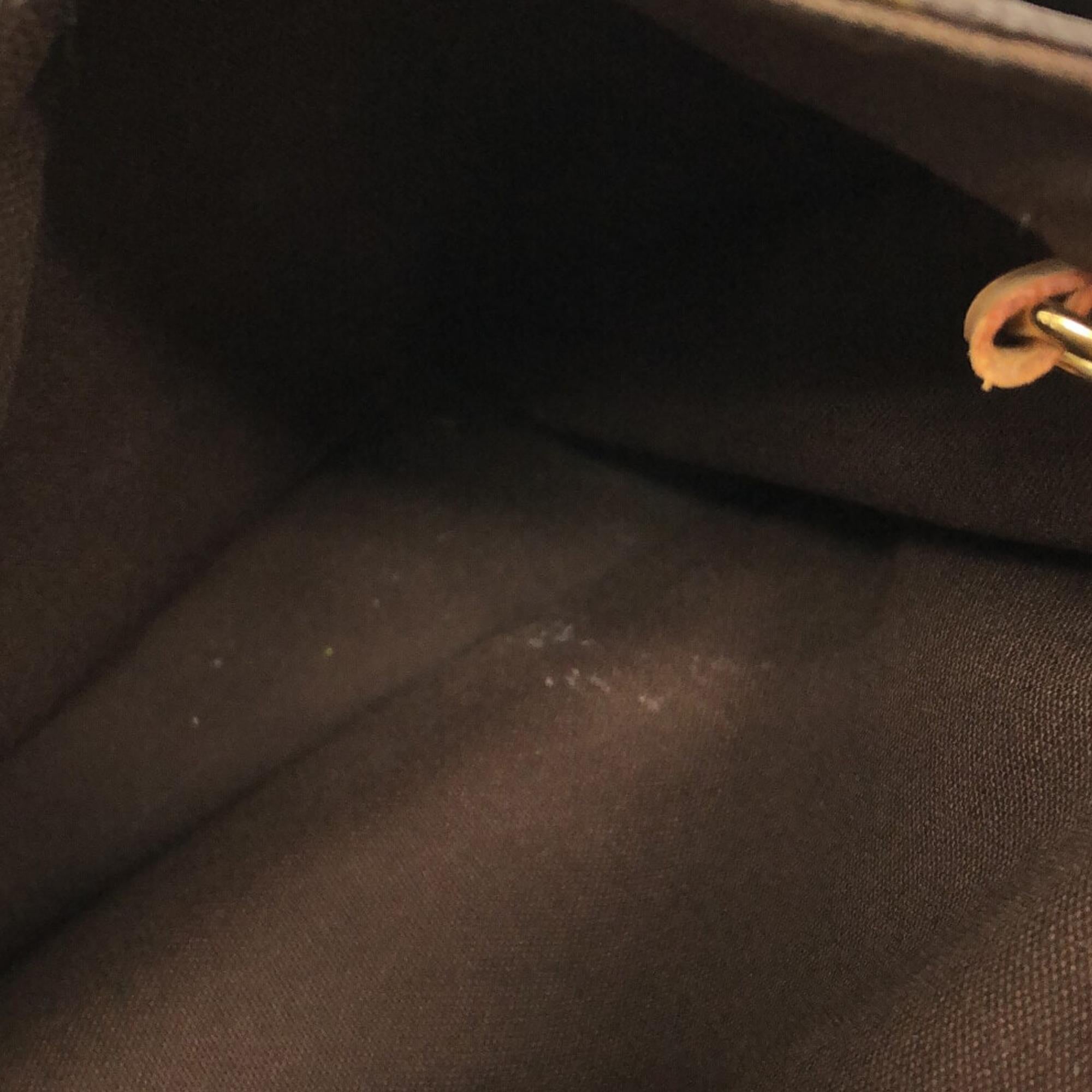 Louis Vuitton Monogram Menilmontant MM (SHG-EHgcVF)