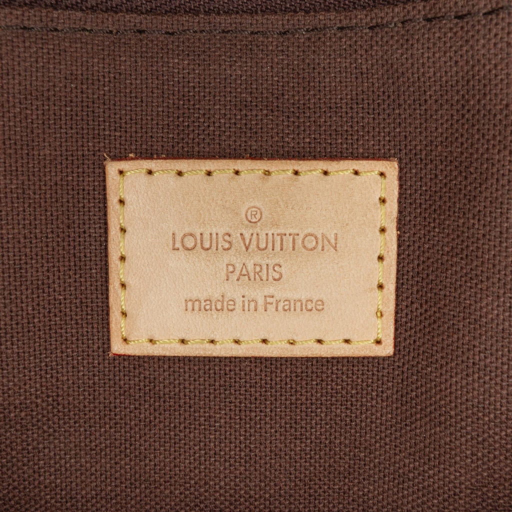 Louis Vuitton Monogram Menilmontant MM (SHG-lwdCyZ)