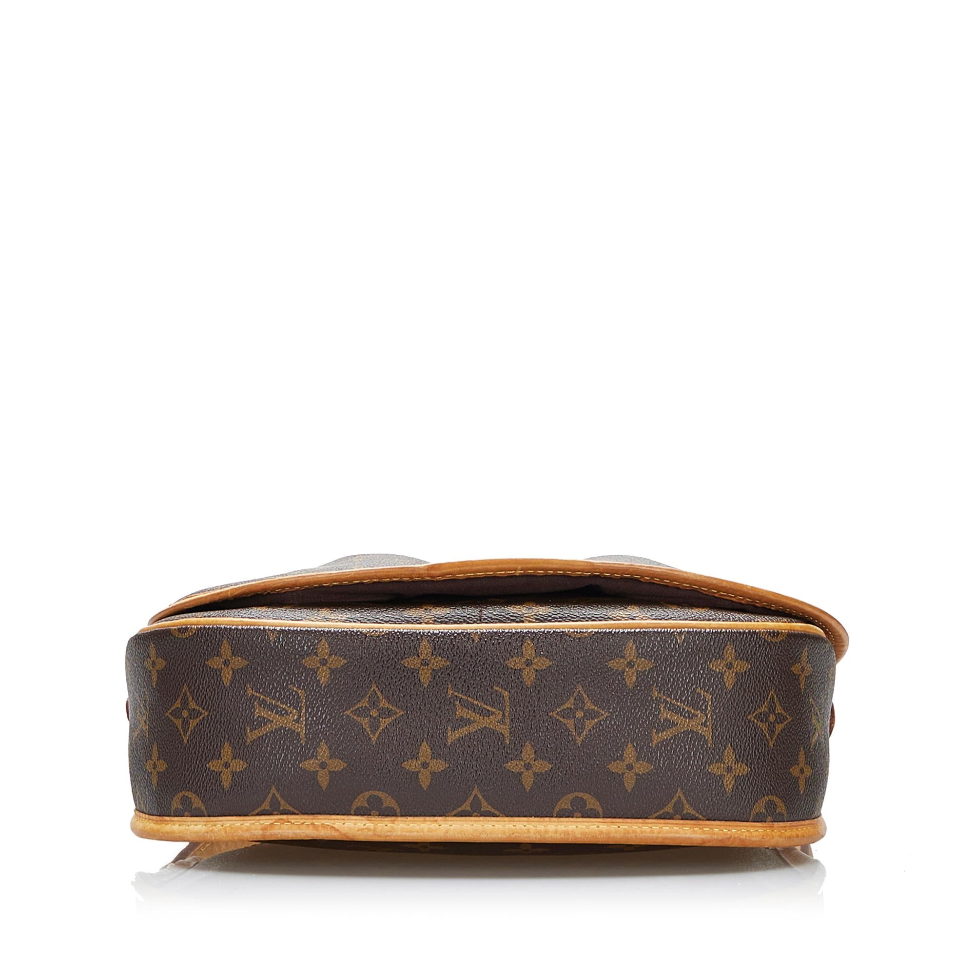Louis Vuitton Monogram Menilmontant PM (SHG-myuUpv)