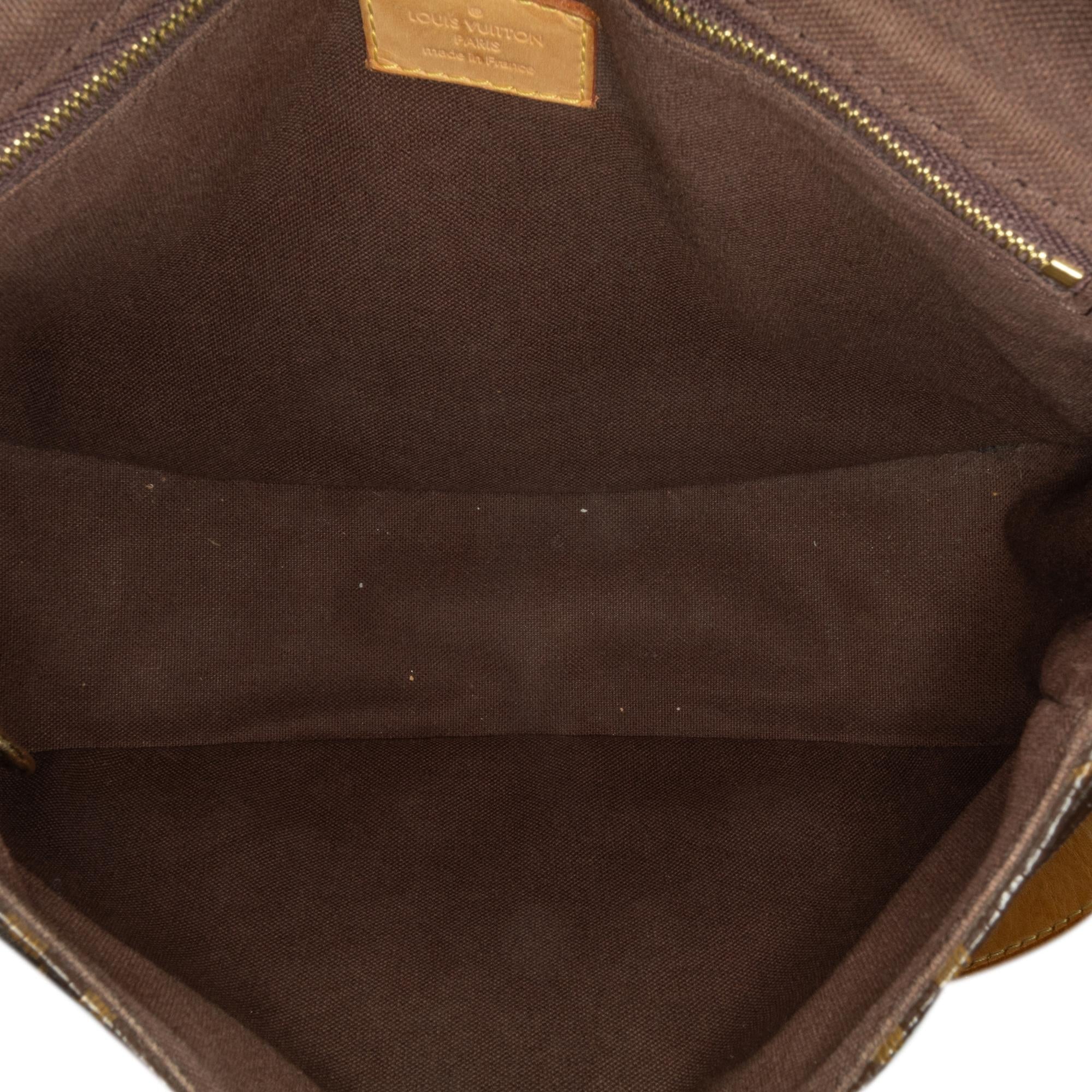 Louis Vuitton Monogram Menilmontant PM (SHG-WWdZvj)