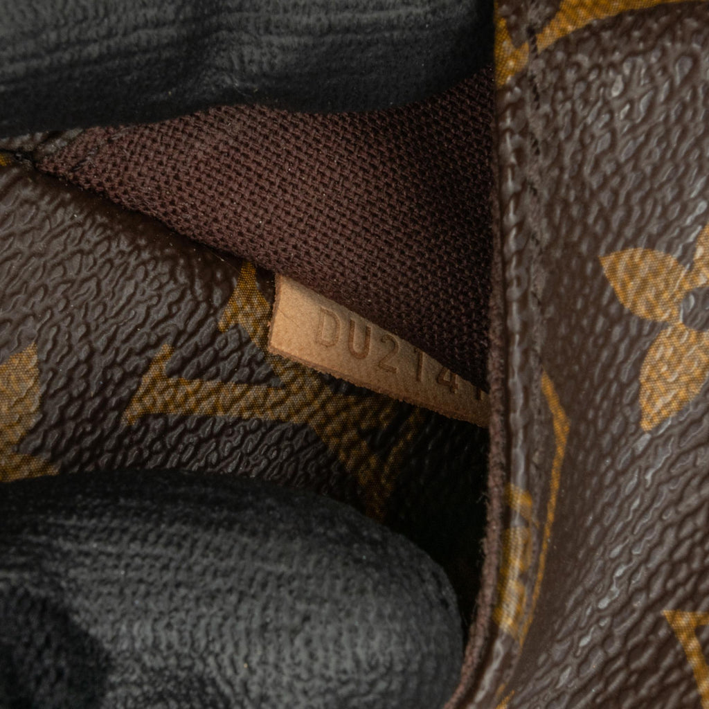 Louis Vuitton Monogram Menilmontant PM (SHG-WWdZvj)