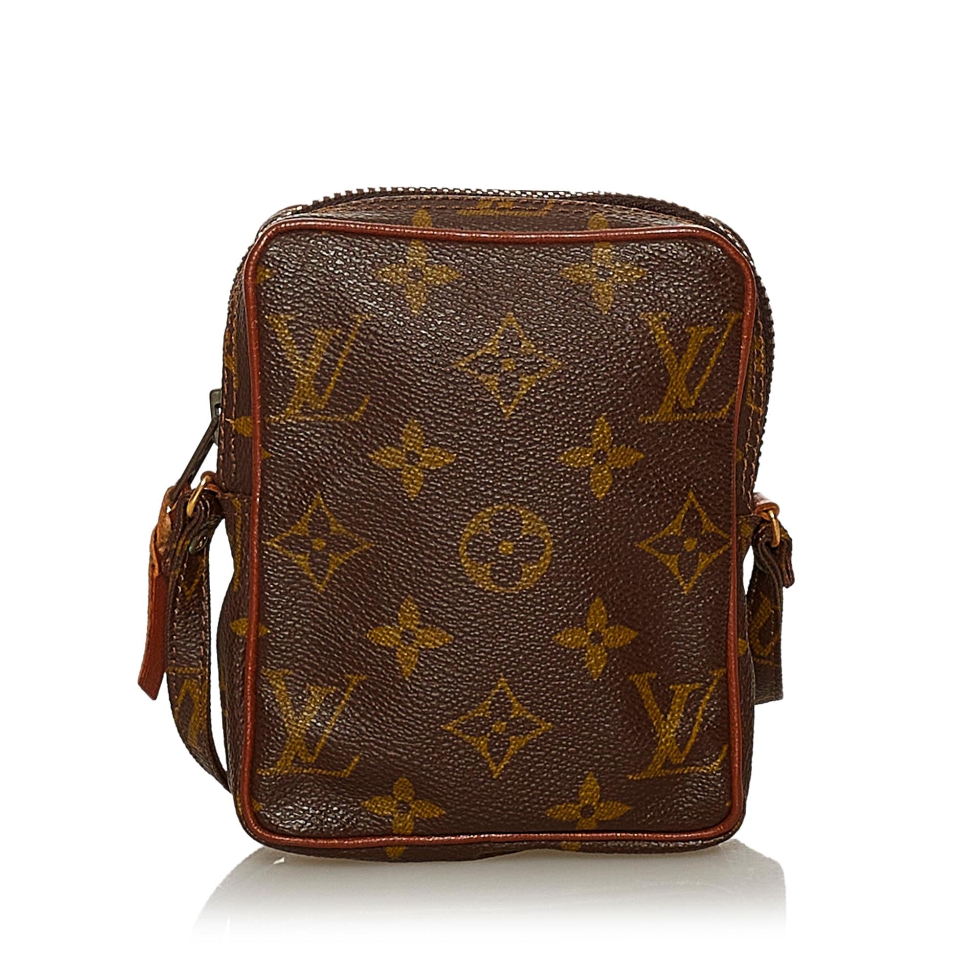 Louis Vuitton Monogram Mini Danube (SHG-32223)
