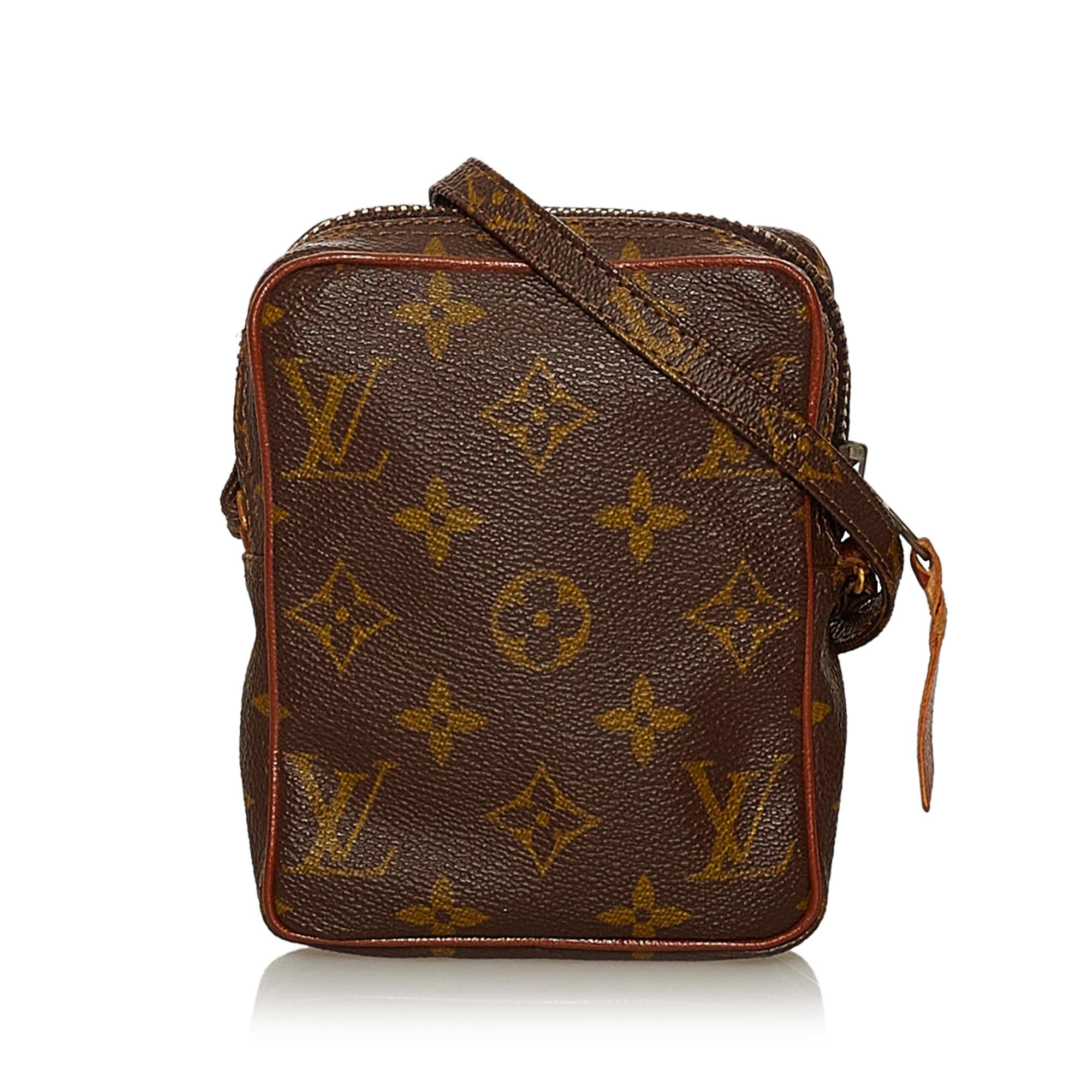 Louis Vuitton Monogram Mini Danube (SHG-32223)