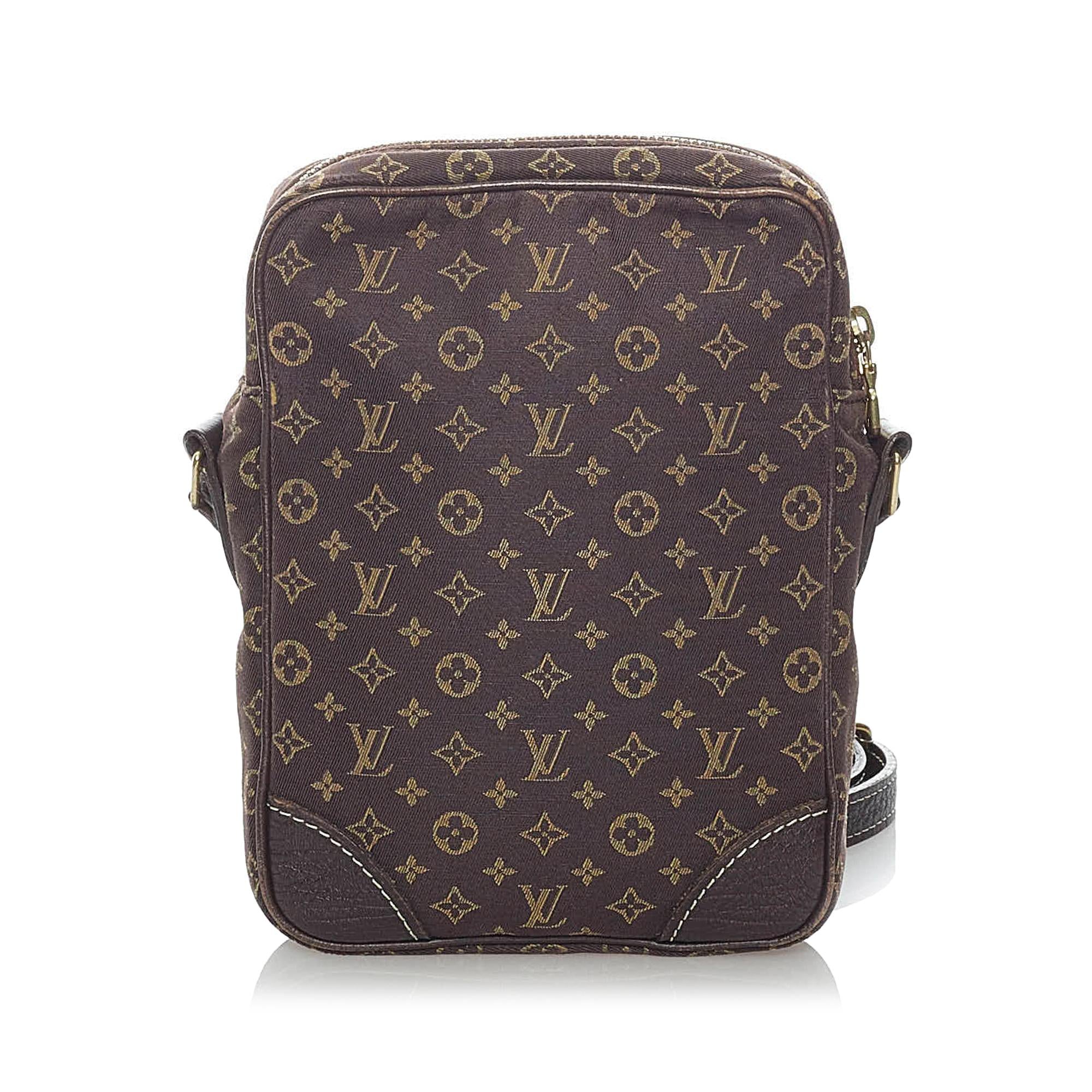 Louis Vuitton Monogram Mini Lin Danube (SHG-30629)