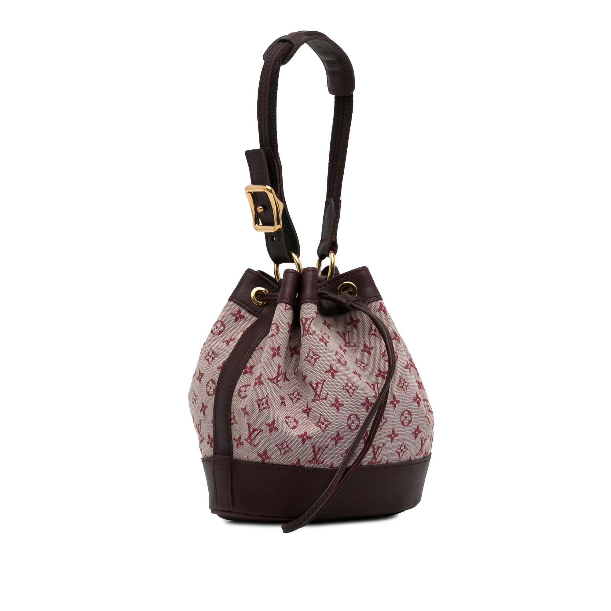 Louis Vuitton Monogram Mini Lin Noelie (SHG-tW8u2H)