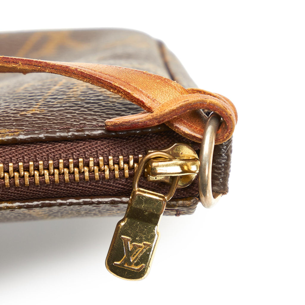 Louis Vuitton Monogram Mini Pochette Accessoires (SHG-MuRX4F)