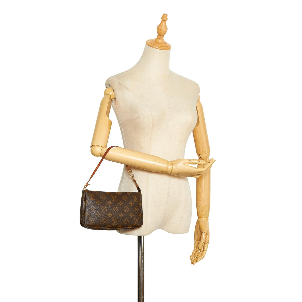 Louis Vuitton Monogram Mini Pochette Accessoires (SHG-MuRX4F)