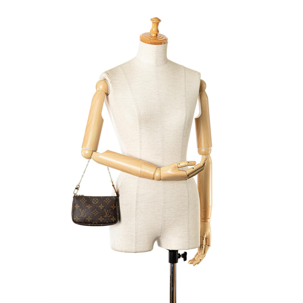 Louis Vuitton Monogram Mini Pochette Accessoires (SHG-pOZffc)