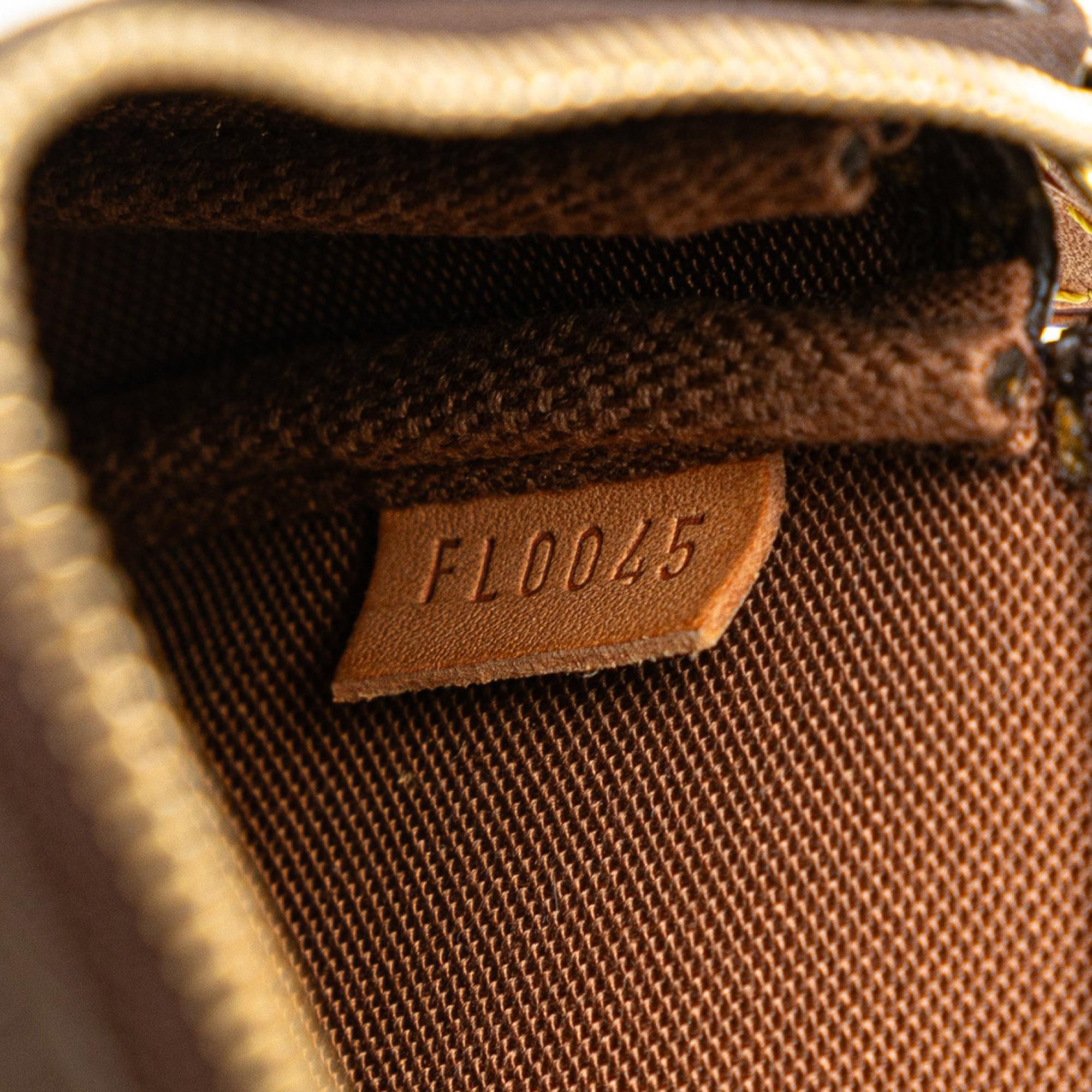 Louis Vuitton Monogram Mini Pochette Accessoires (SHG-Vw5kmb)
