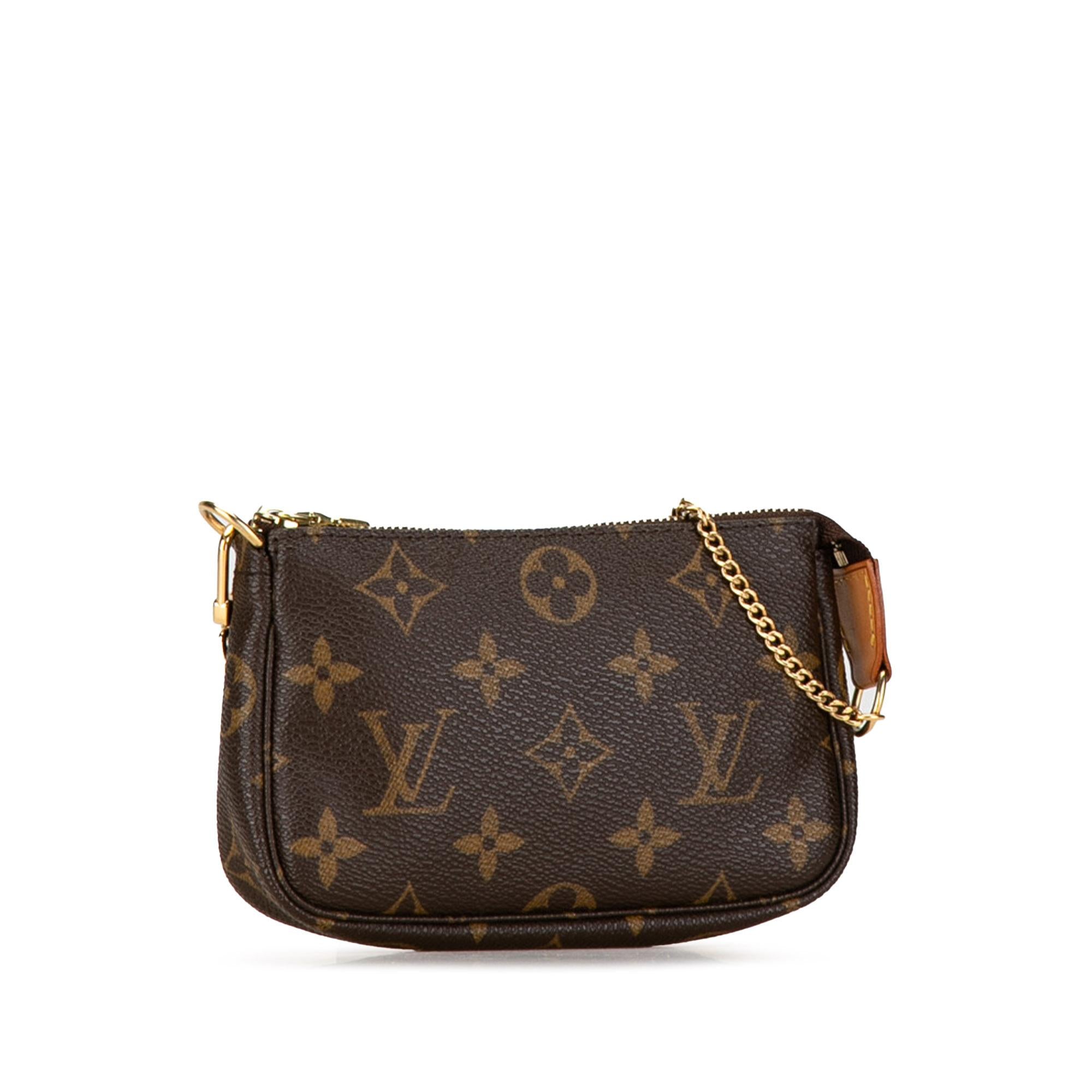Louis Vuitton Monogram Mini Pochette Accessoires (SHG-Vw5kmb)