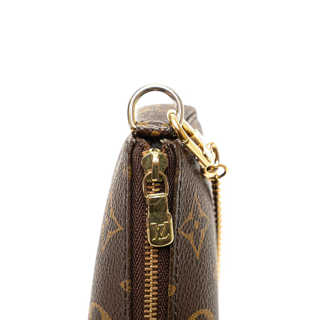 Louis Vuitton Monogram Mini Pochette Accessoires (SHG-lU8trB)
