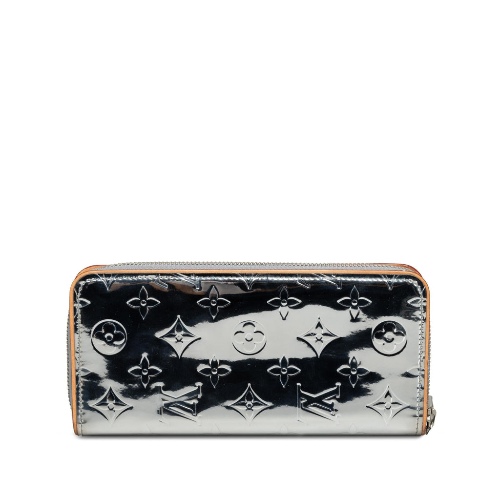 Louis Vuitton Monogram Mirror Vertical Zippy (SHG-oAZ7Qw)