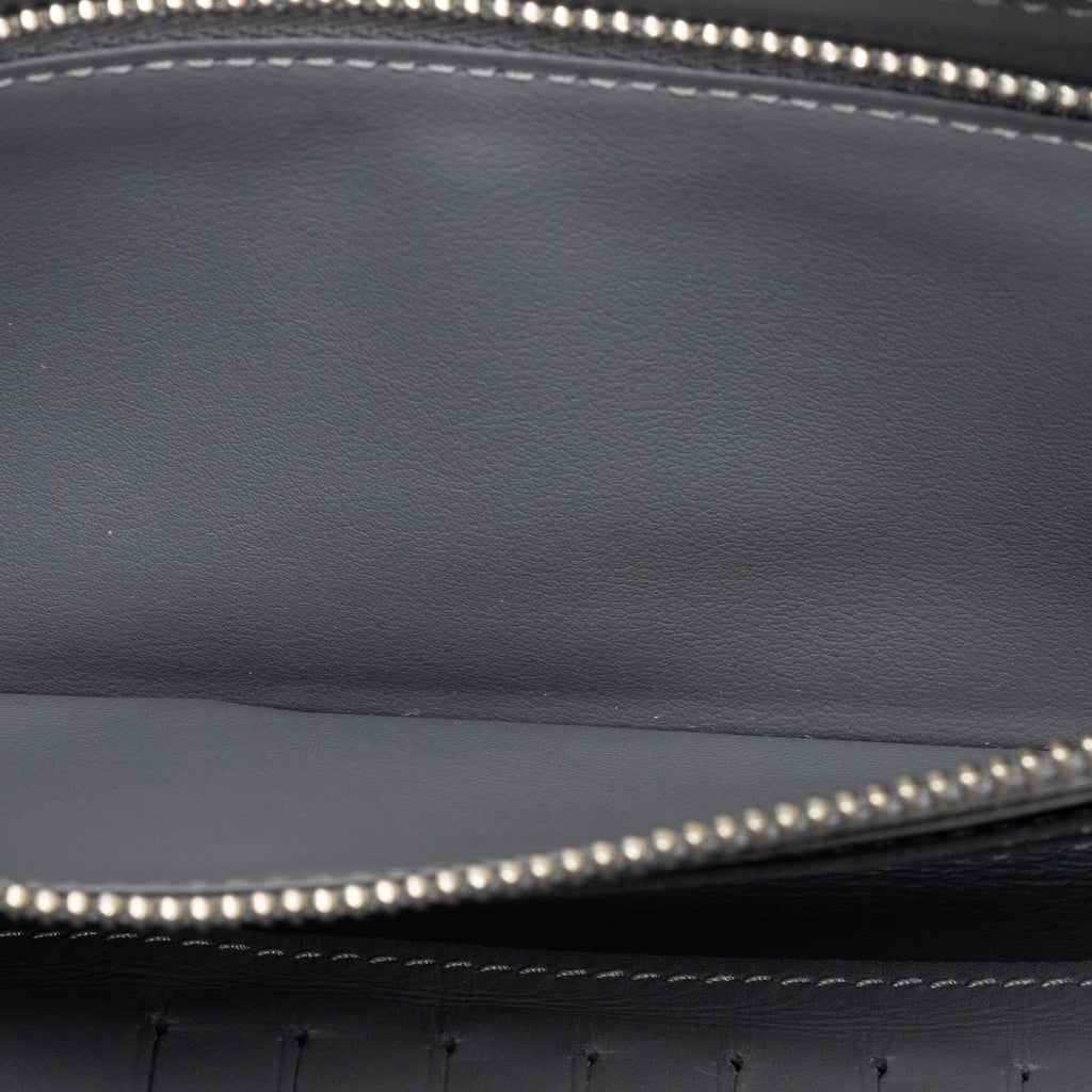 Louis Vuitton Monogram Mirror Vertical Zippy (SHG-oAZ7Qw)