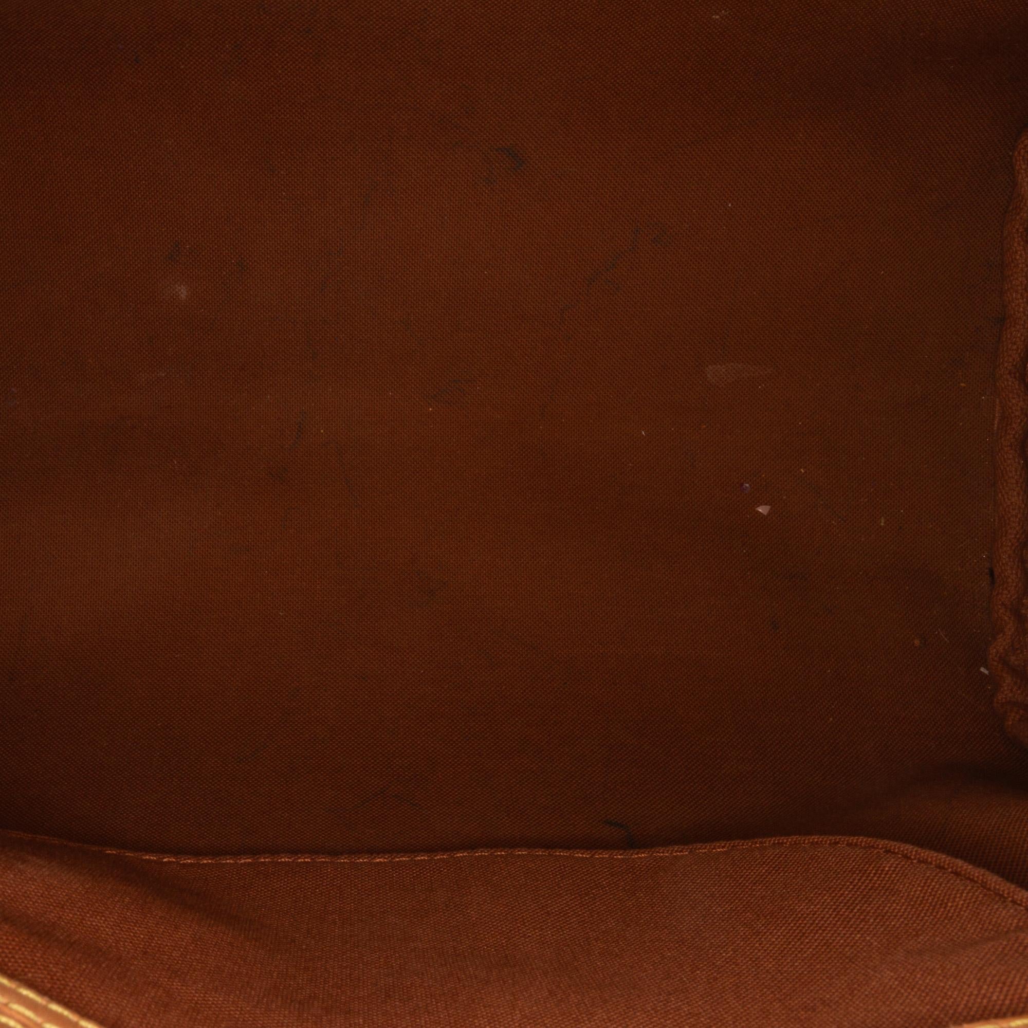 Louis Vuitton Monogram Montorgueil PM (SHG-YSy7wN)