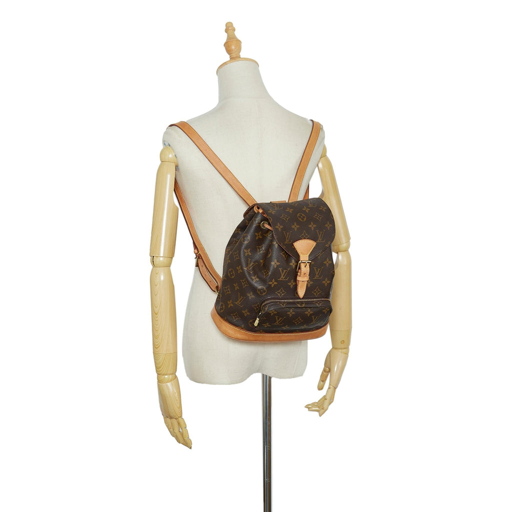 Louis Vuitton Monogram Montsouris MM (SHG-mtMtNz)