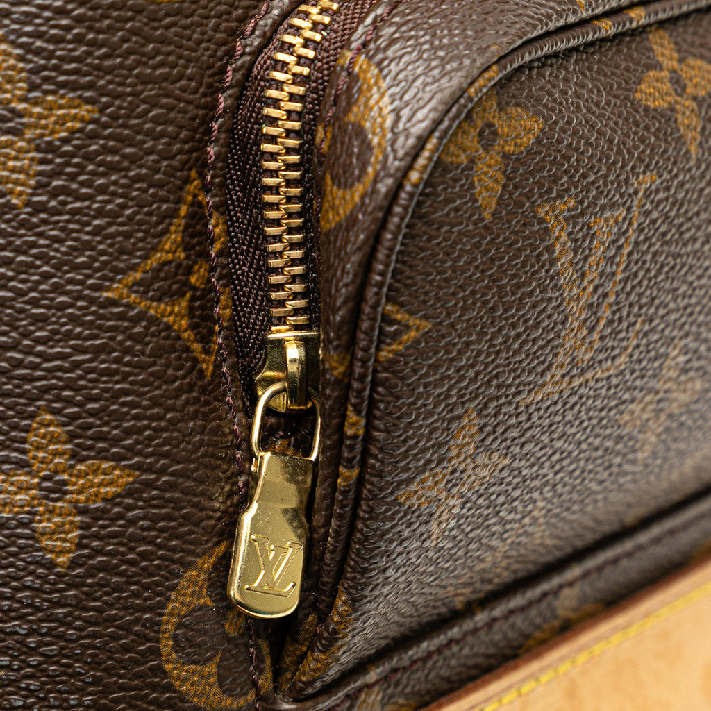 Louis Vuitton Monogram Montsouris MM (SHG-IZA1xk)