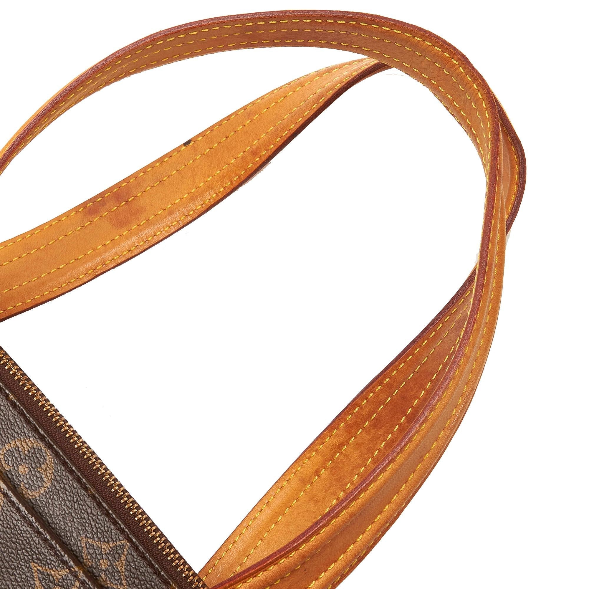 Louis Vuitton Monogram Multipli-Cite (SHG-30764)