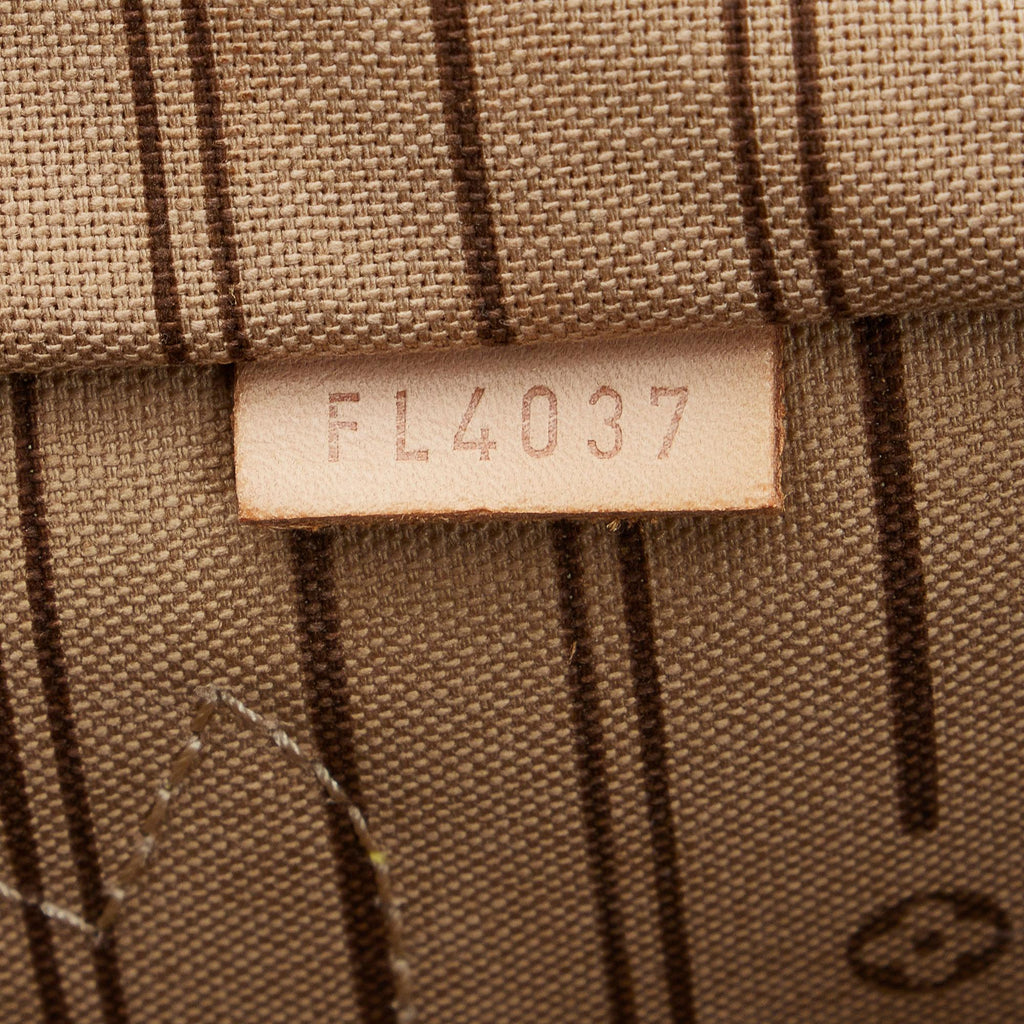 Louis Vuitton Monogram Neverfull GM (SHG-NVPhHE)