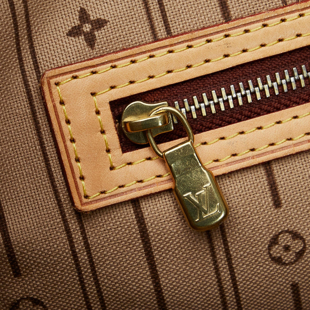 Louis Vuitton Monogram Neverfull GM (SHG-NVPhHE)