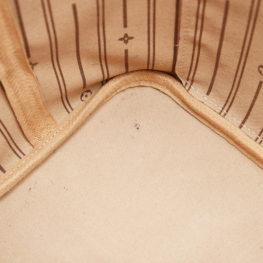 Louis Vuitton Monogram Neverfull GM (SHG-WJIEX5)