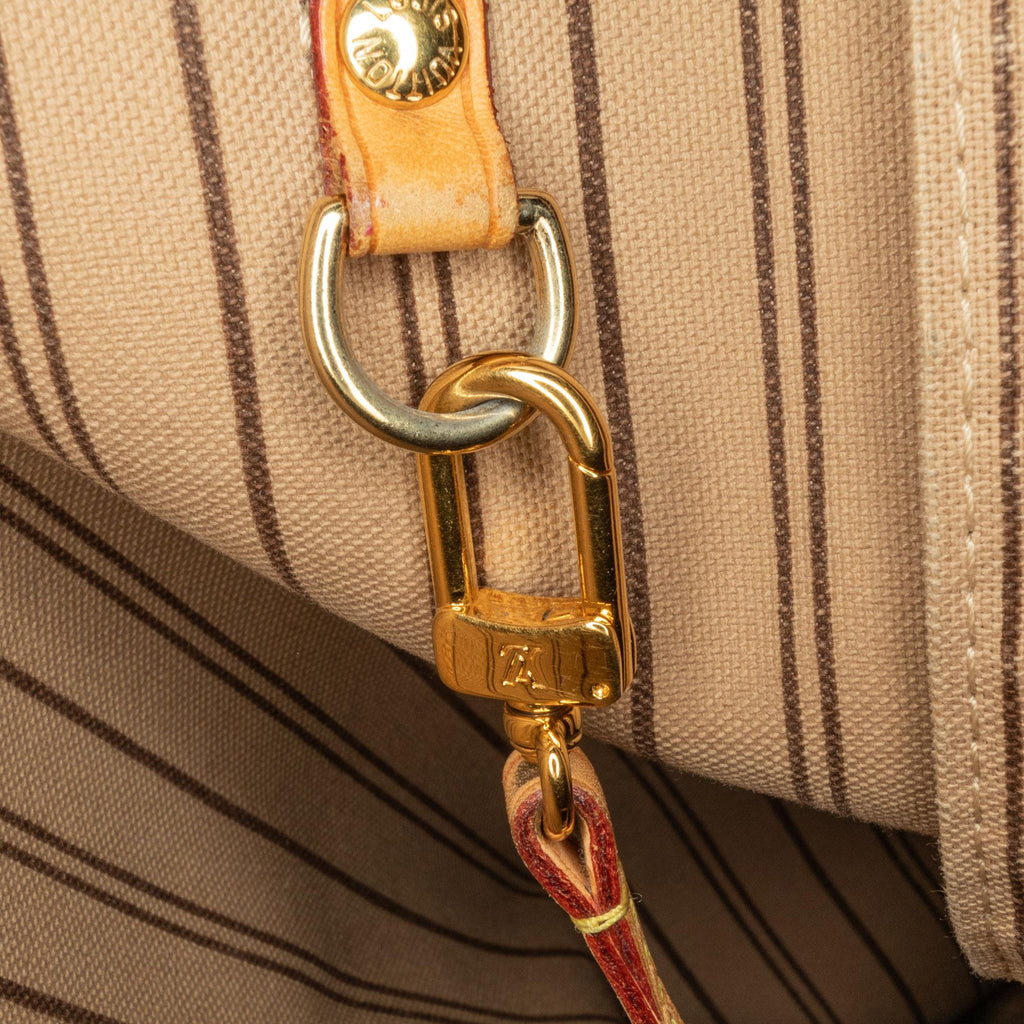 Louis Vuitton Monogram Neverfull GM (SHG-MXUG4r)
