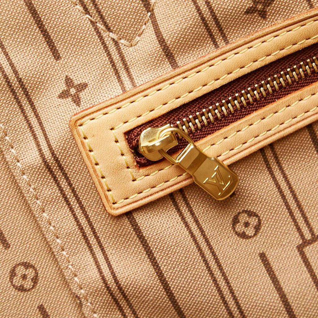 Louis Vuitton Monogram Neverfull MM (SHG-35300)