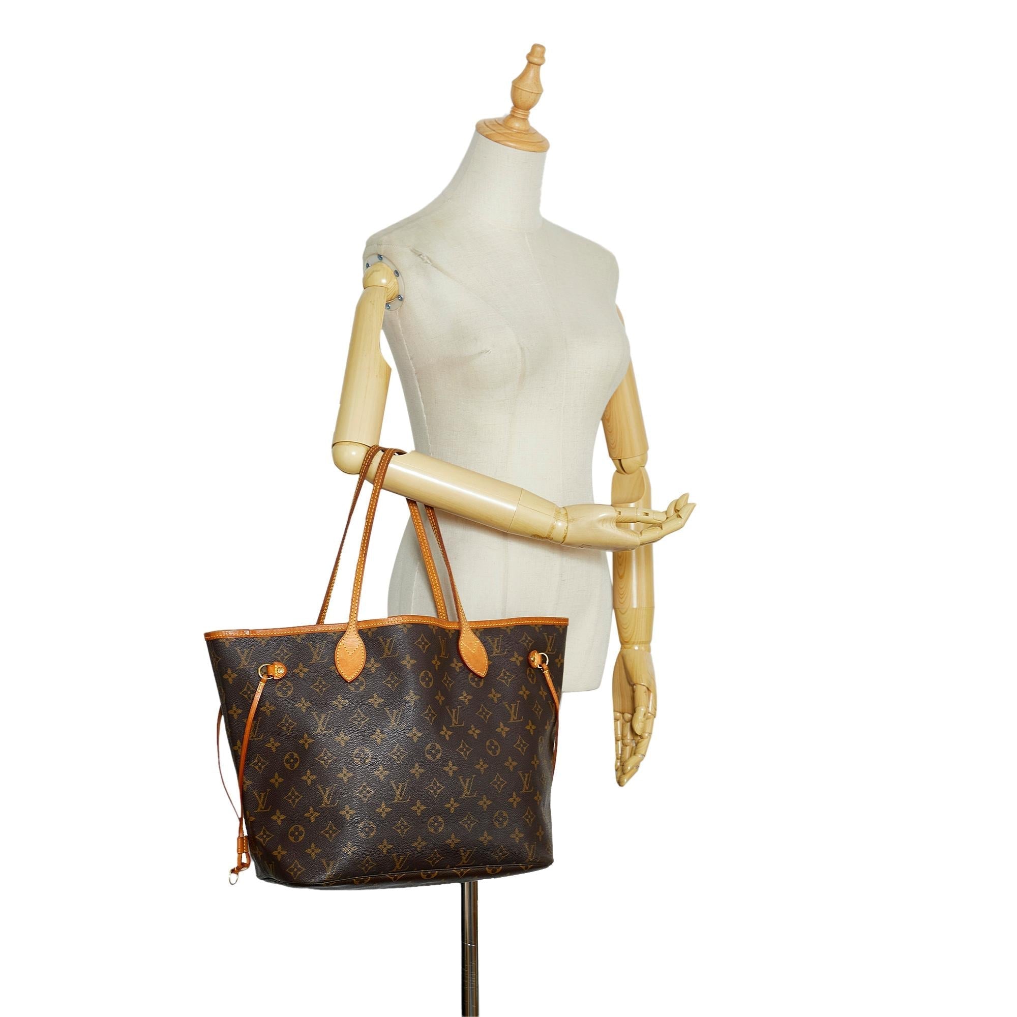 Louis Vuitton Monogram Neverfull MM (SHG-DutZWV)