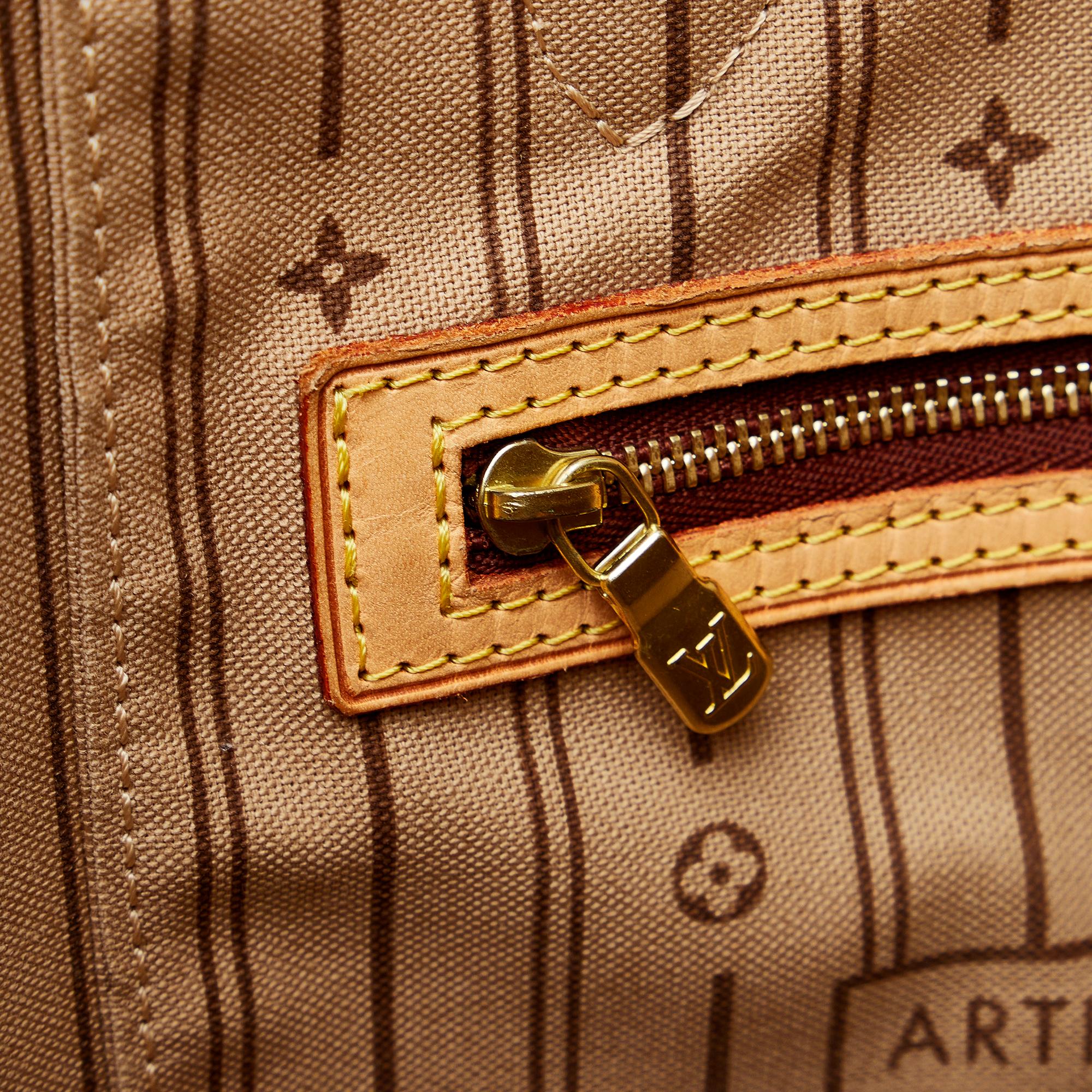 Louis Vuitton Monogram Neverfull MM (SHG-eshvfg)