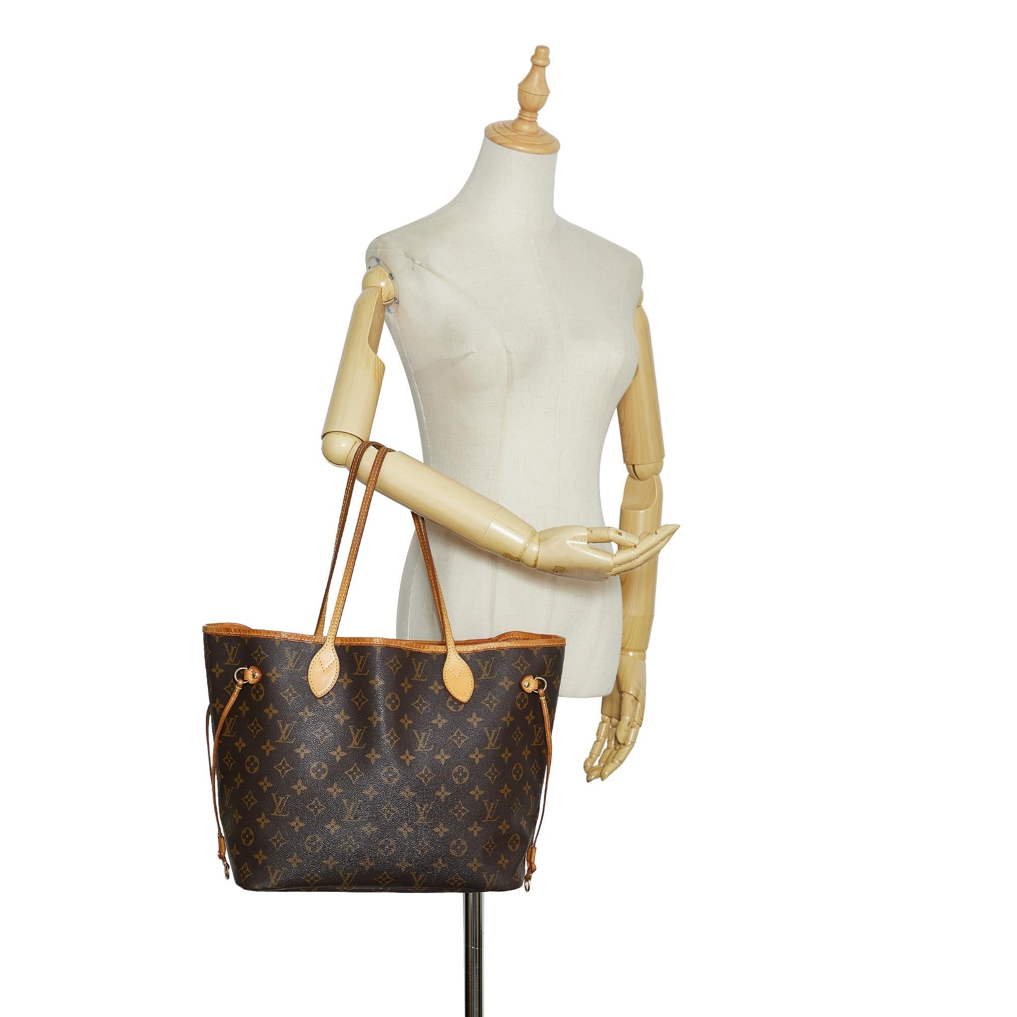 Louis Vuitton Monogram Neverfull MM (SHG-dtYeGq)