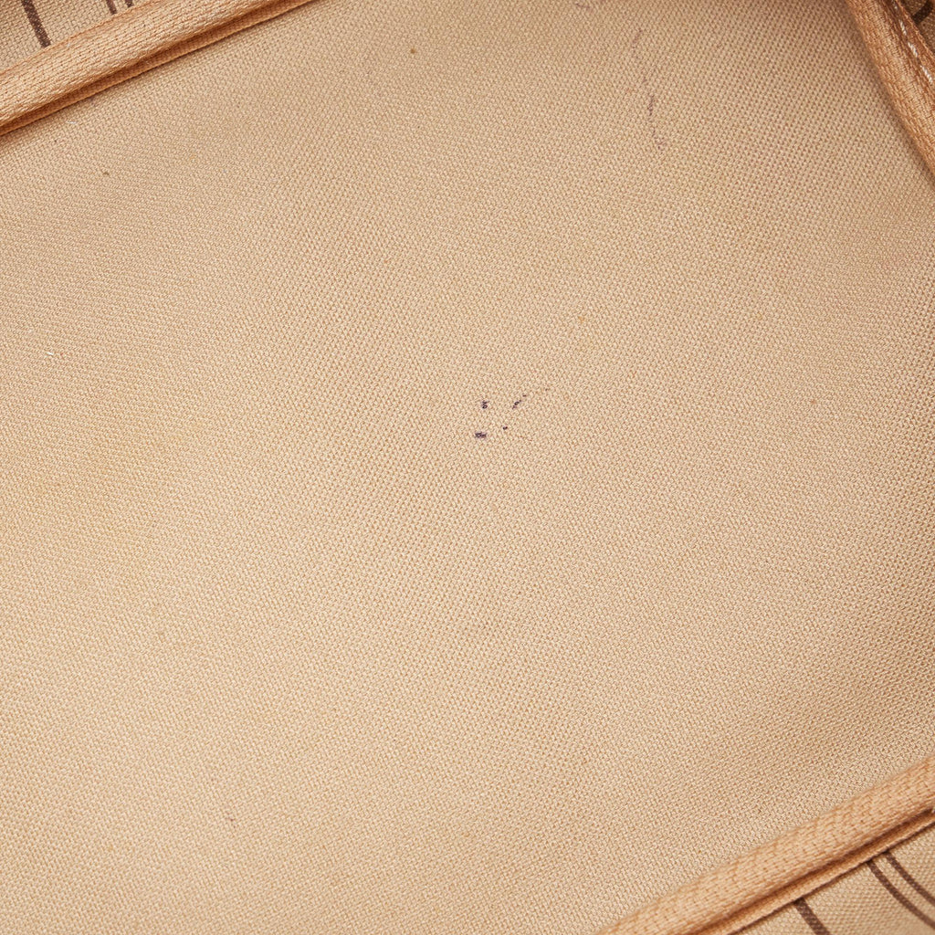 Louis Vuitton Monogram Neverfull MM (SHG-YmDoOk)