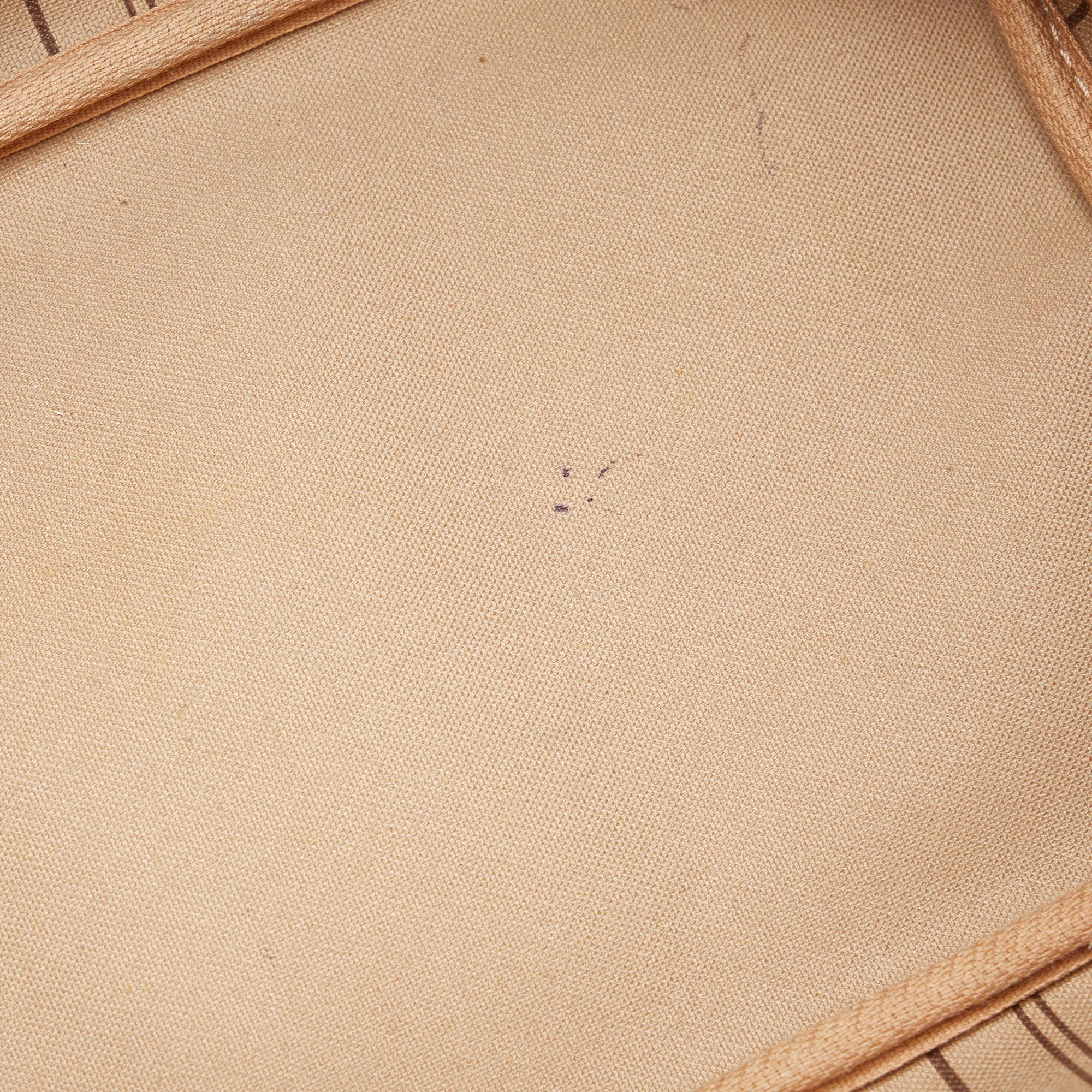 Louis Vuitton Monogram Neverfull MM (SHG-YmDoOk)