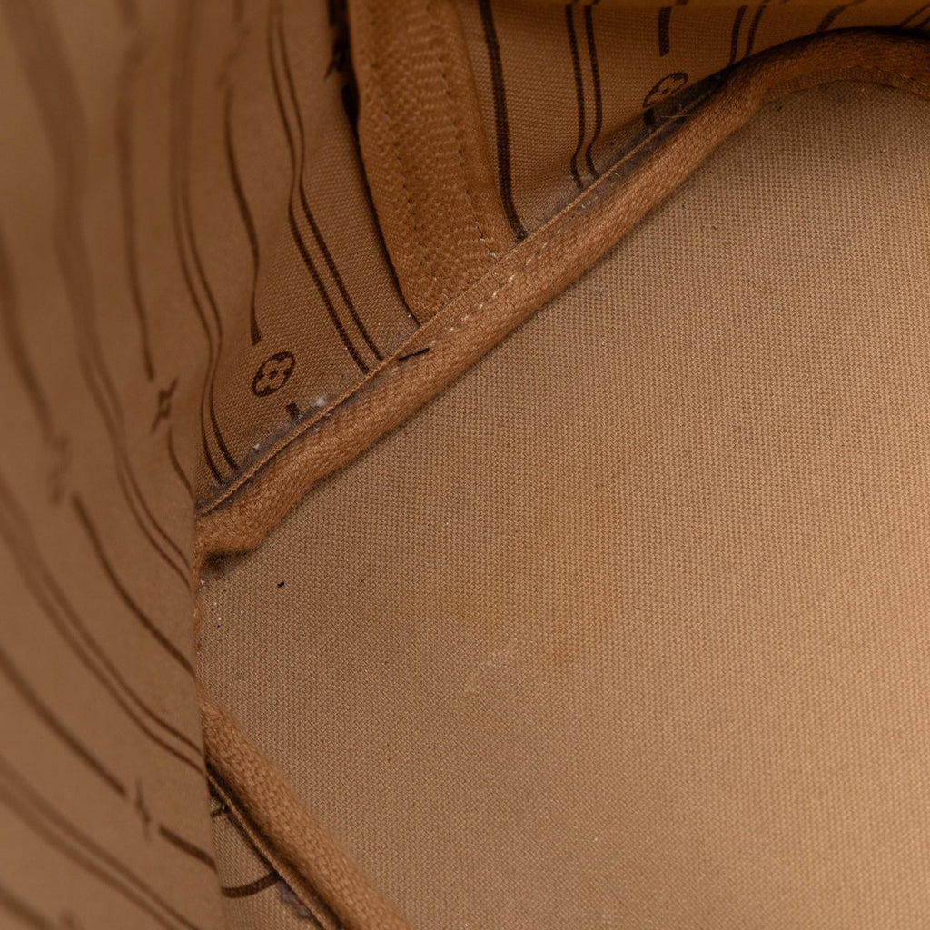 Louis Vuitton Monogram Neverfull MM (SHG-o4b8wB)