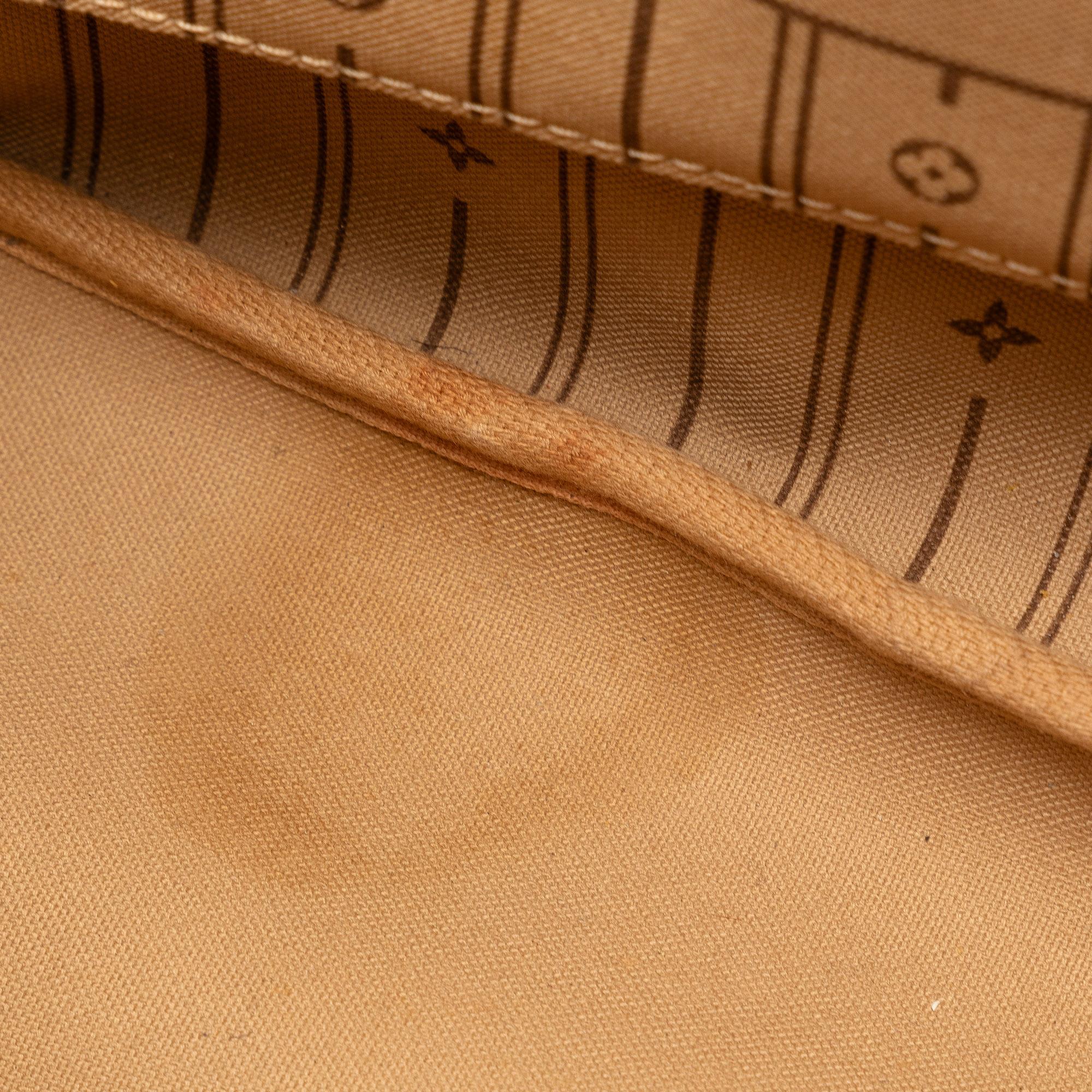 Louis Vuitton Monogram Neverfull MM (SHG-jiN9Xg)