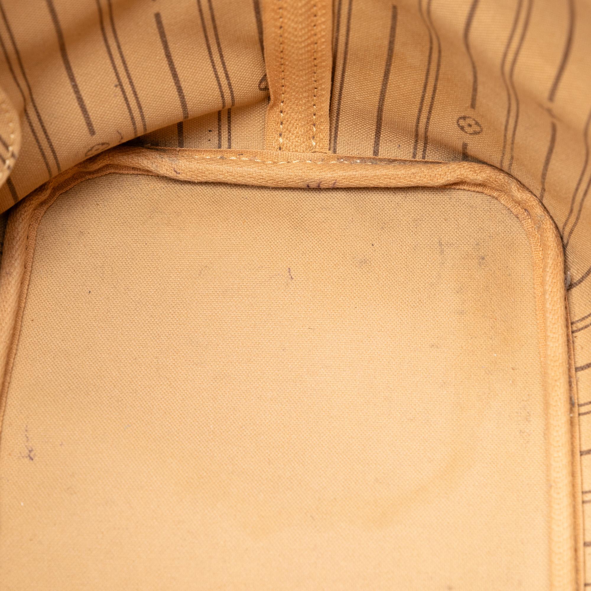 Louis Vuitton Monogram Neverfull MM (SHG-uFfVBV)